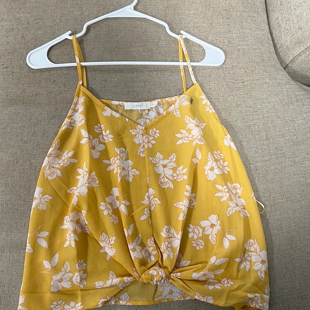 NWOT Lush XL Top